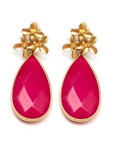 PENDIENTES LARGOS FUCSIAS CON LAGRIMA TALLADA DE PIEDRA