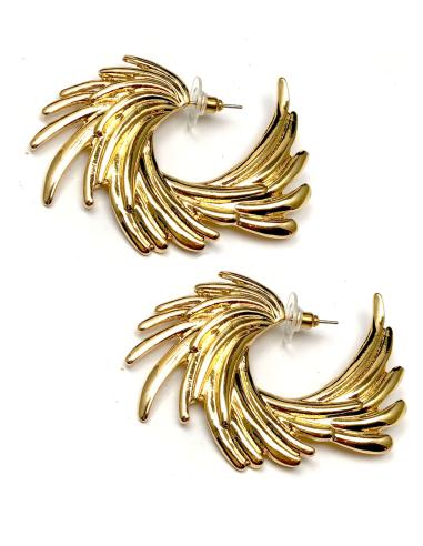 PENDIENTES DORADOS PERFECTOS PARA DIA...