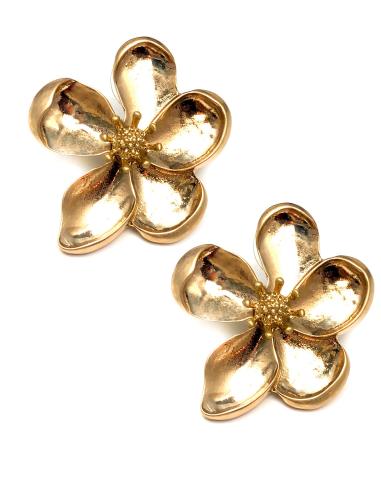 PENDIENTES DORADOS DE MUJER PARA BODAS CON BONITA FLOR