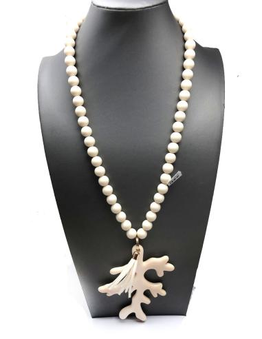 COLLARES BLANCO ROTO CON ORIGINAL COLGANTE DE RAMITA CORAL