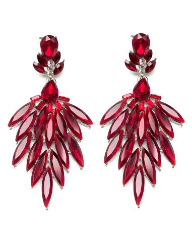 PENDIENTES ROJOS LARGOS PARA UN LOOK PERFECTO DE FIESTA