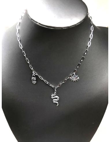 COLLARES PLATEADOS CON VISTOSOS DIJES...