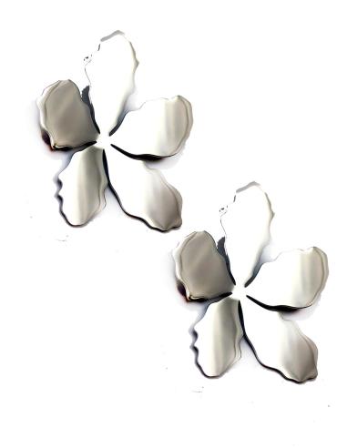 PENDIENTES PLATEADOS DE FLORES MUY ELEGANTES PARA BODAS