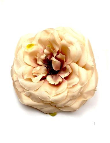 FLORES BEIGE TONO VAINILLA PARA LLEVAR COMO BROCHE O TOCADO