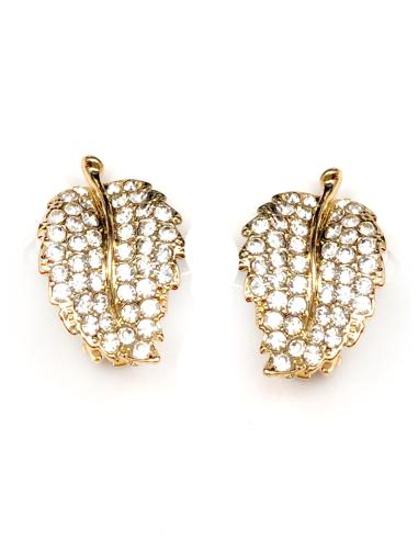 PENDIENTES DORADOS DE CLIP CON PRECIOSO DISEÑO PARA FIESTA