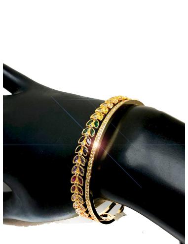 PULSERAS DORADAS DE ALTA BISUTERIA...