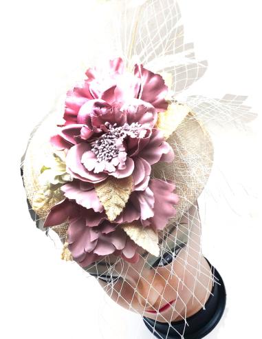 TOCADOS PARA BODAS ROSAS Y BLANCOS CON FLORES Y PLUMAS - Imagen 1