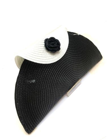 BOLSOS DE FIESTA DE RAFIA NEGROS Y BLANCOS DISEÑO CAPOTE - Imagen 1