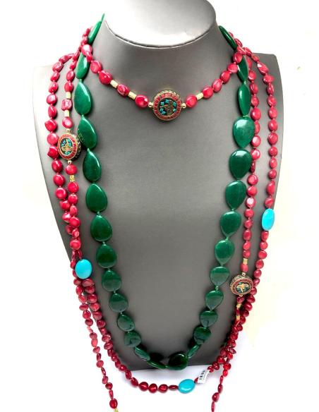 COLLARES LARGOS DE PIEDRAS VERDES Y EN ROJO CORAL JUEGO DE 3 - Imagen 1