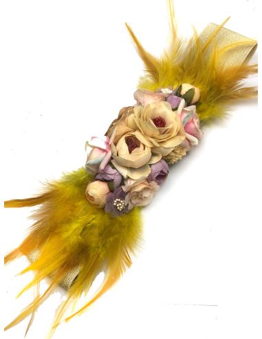 CINTURONES DORADOS DE FIESTA ELASTICOS CON FLORES Y PLUMAS - Imagen 1