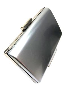 BOLSOS PLATEADOS EN CHAROL PARA TRAJES DE FIESTA O NOCHE - Imagen 1