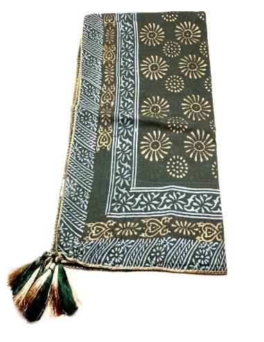 PAÑUELOS BONITOS CON ESTAMPADOS DORADOS PARA EL VERANO - Imagen 4
