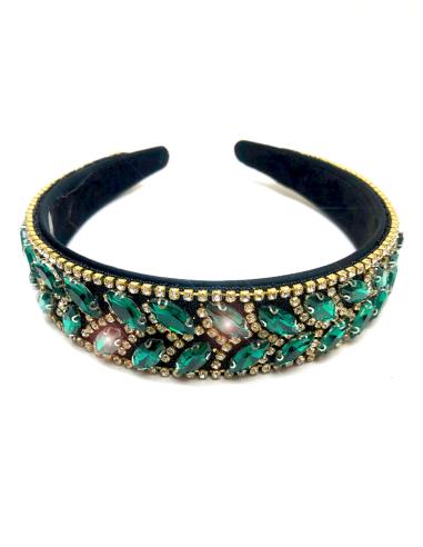 DIADEMAS VERDES DE FIESTA PARA INVITADA CON PEDRERIA DE CRISTAL - Imagen 1