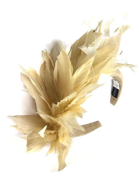 DIADEMAS BEIGE CON PLUMAS PARA SER LA INVITADA PERFECTA - Imagen 1