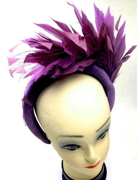 TOCADOS MORADOS DISEÑO DE DIADEMAS DECORADA CON PLUMAS - Imagen 1