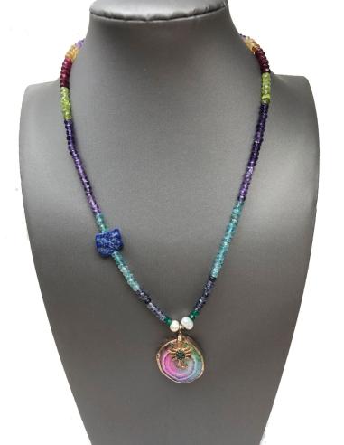 COLLARES MUJER DE PIEDRAS SEMIPRECIOSAS Y ESCORPION EN VERDE