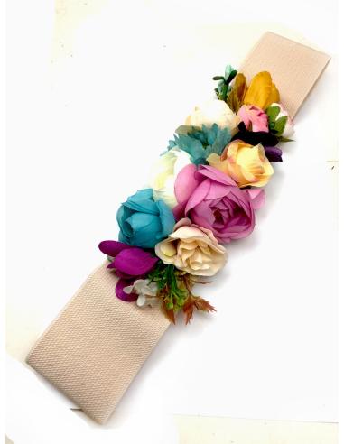 CINTURONES DE FLORES VISTOSAS CON CINTURILLA ELASTICA BEIGE