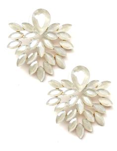 PENDIENTES MUJER BLANCOS DISEÑO CORTO IDEAL BODAS DE DIA