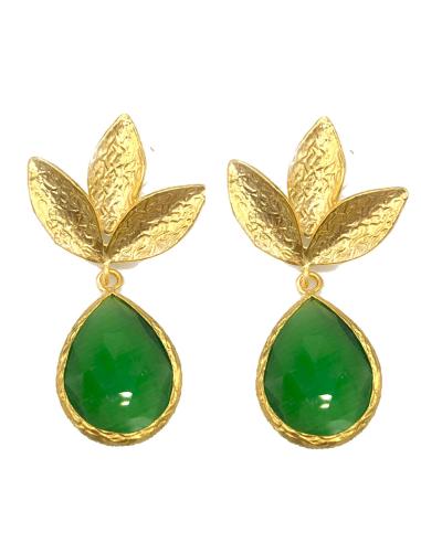 PENDIENTES LÁGRIMA VERDE BAÑADOS EN ORO SENCILLOS Y ELEGANTES