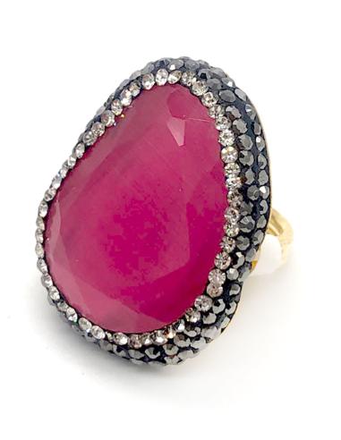 ANILLO MUJER GRANDE FUCSIA CON PIEDRA NATURAL, CIRCONITAS Y ANTRACITAS