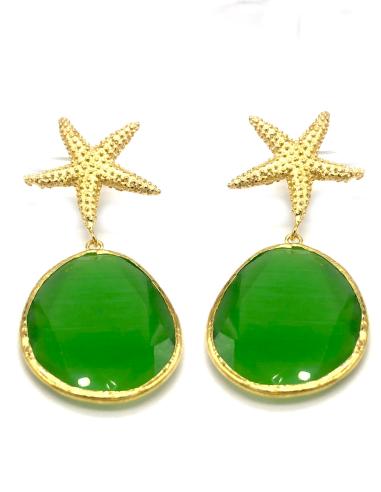 PENDIENTES VERDES LARGOS CON LÁGRIMA DE PIEDRA OVAL Y ESTRELLA BAÑADA EN ORO