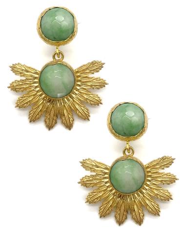 PENDIENTES DORADOS VERANIEGOS CON DOBLE PIEDRA NATURAL VERDE PASTEL