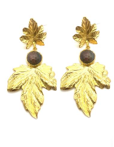 PENDIENTES LARGOS DORADOS CON DOBLE HOJA Y OJO DE GATO MORADO