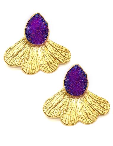 PENDIENTES DE FIESTA CORTOS CON PIEDRA DRUSA MORADA Y BAÑO EN ORO