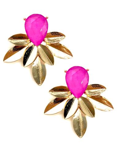 PENDIENTES FUCSIAS CN LAGRIMA DE CRISTAL CON HOJITAS DORADAS