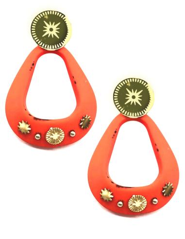 PENDIENTES NARANJAS DE ARO IRREGULAR DECORADO EN DORADO