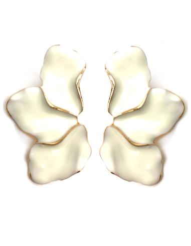 PENDIENTES BLANCOS IDEALES PARA CEREMONIAS DE DIA O DE NOCHE