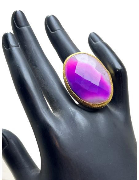 ANILLO MUJER GRANDE MORADO Y FUCSIA CON PIEDRA NATURAL OVALADA
