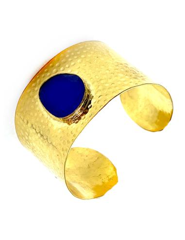 PULSERA BRAZALETE GRANDE BAÑADO EN ORO CON PIEDRA NATURAL COLOR AZULÓN