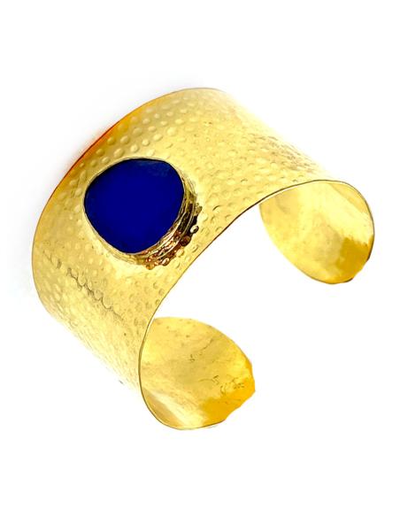PULSERA BRAZALETE GRANDE BAÑADO EN ORO CON PIEDRA NATURAL COLOR AZULÓN