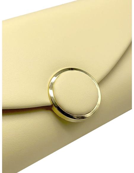 CARTERA DE FIESTA BEIGE DISEÑO DE SOBRE CON BOTON DORADO
