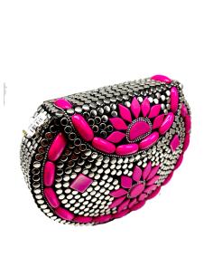 BOLSOS DE FIESTA EXCLUSIVOS TIPO COFRE CON DETALLES EN FUCSIA