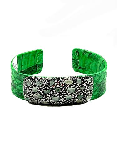 PULSERAS VERDES ORIGINALES Y BRAZALETES GRANDES CON PEDRERIA