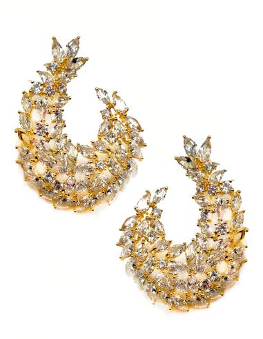 PENDIENTES PARA BODA DORADOS DISEÑO LAGRIMA SEMIABIERTA