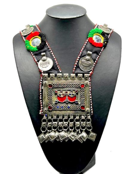 COLLARES ETNICOS LARGOS BABERO TEXTIL DE INSPIRACION AFGANA