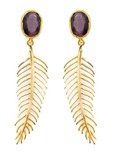 PENDIENTES LARGOS DE HOJITA DORADA CON DETALLE MARRON