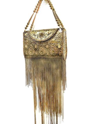 BOLSO ESPECTACULAR DE FIESTA DORADO METAL Y FLECOS DE CADENA