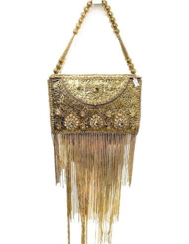 BOLSO ESPECTACULAR DE FIESTA DORADO METAL Y FLECOS DE CADENA