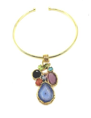COLLARES DORADOS CON ESPECTRACULAR DISEÑO DE PEDRERIA