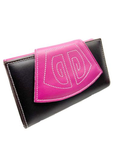 BILLETERA MUJER MARRON Y FUCSIA CON DISEÑO DE CAPOTE TORERO