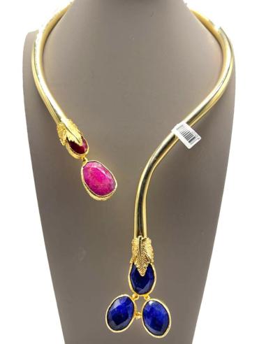 ORIGINALES COLLARES DORADOS Y PIEDRAS FUCSIAS Y MORADO AÑIL