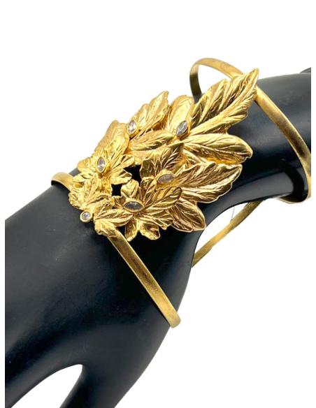 BRAZALETES DORADOS GRANDES CON DISEÑO DE HOJAS Y CRISTAL