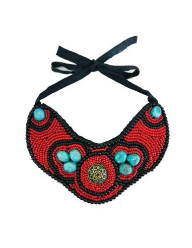COLLARES ETNICOS  CALLE SAN BERNARDO 27