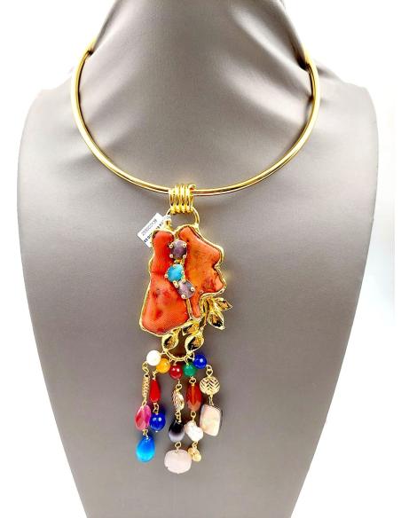 COLLARES DORADOS CON FABULOSA DECORACION DE PEDRERIA TODO UN ESTILAZO