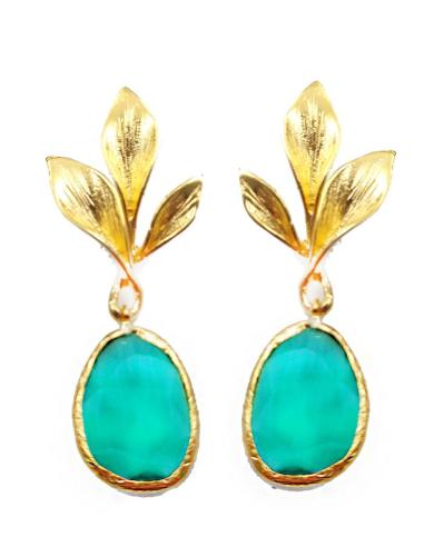 REALZA TU BELLEZA CON ESTOS PENDIENTES DORADOS CON PIEDRA