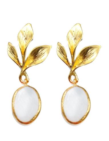REALZA TU BELLEZA CON ESTOS PENDIENTES DORADOS CON PIEDRA